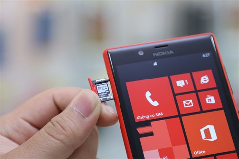 Điện thoại Nokia Lumia 720