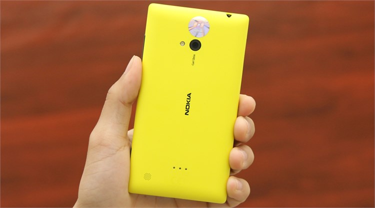 Điện thoại Nokia Lumia 720