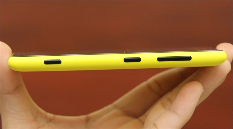 Điện thoại Nokia Lumia 720