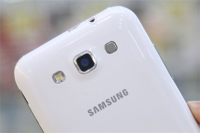 Điện thoại SAMSUNG GALAXY WIN I8552 Màu Trắng