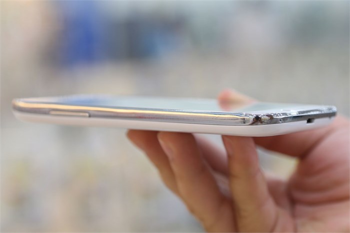 Điện thoại SAMSUNG GALAXY WIN I8552 Màu Trắng