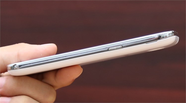 Điện thoại SAMSUNG GALAXY WIN I8552 Màu Trắng