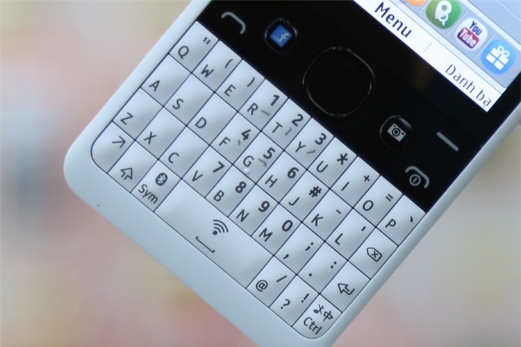 Điện thoại Nokia Asha 210 Dual Màu Trắng