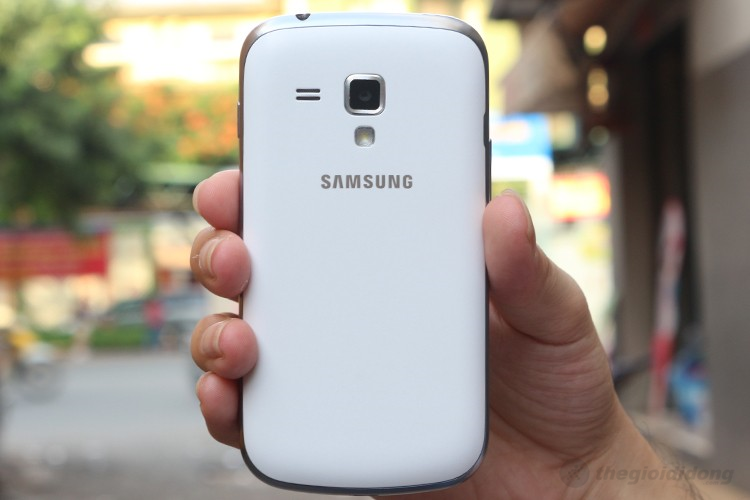 Samsung Galaxy Trend S7560 - 2