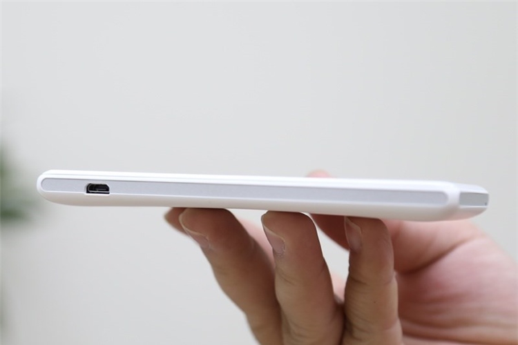 Điện thoại Sony Xperia M C1905 Màu Trắng