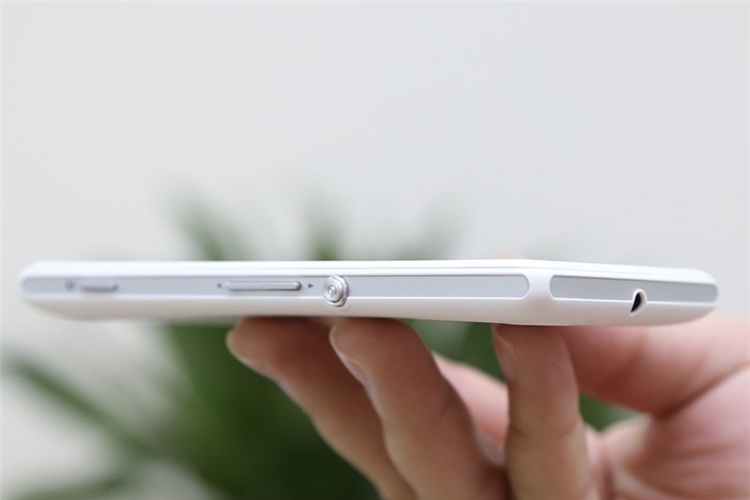 Điện thoại Sony Xperia M C1905 Màu Trắng