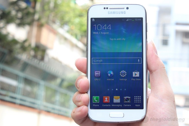 Điện thoại Samsung Galaxy S4 Zoom SM-C101