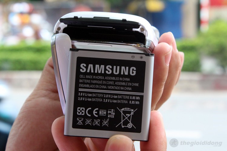 Điện thoại Samsung Galaxy S4 Zoom SM-C101