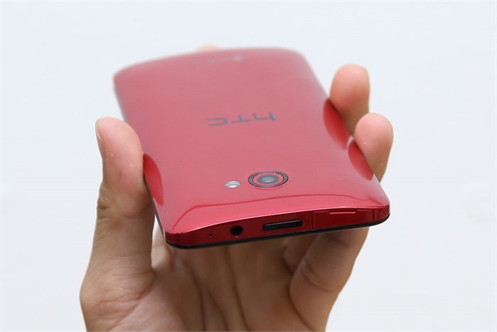 Điện thoại HTC Butterfly S Màu Đỏ