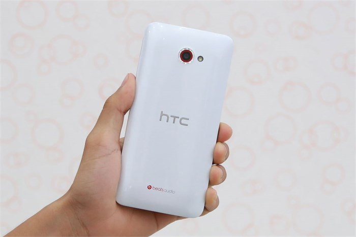 Điện thoại HTC Butterfly S Màu Trắng