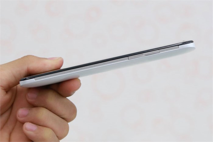 Điện thoại HTC Butterfly S Màu Trắng