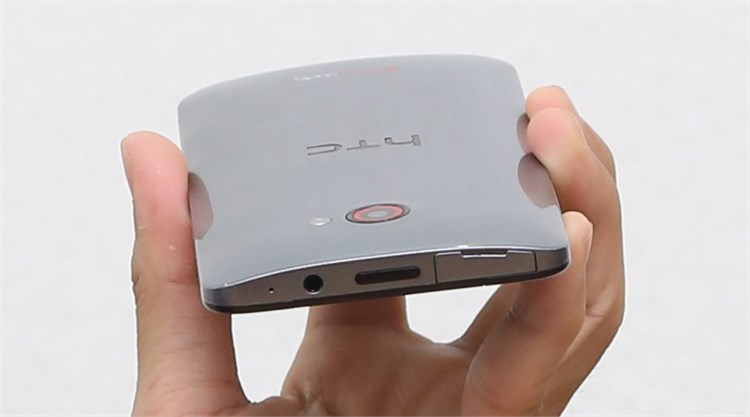 Điện thoại HTC Butterfly S Màu Xám