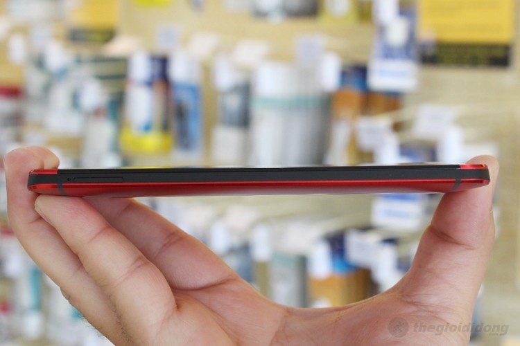 Điện thoại HTC One (Red)