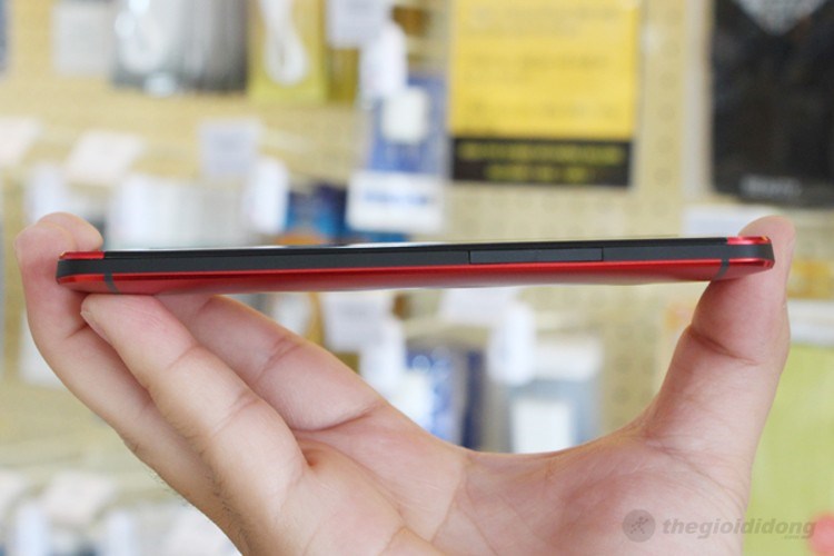 Điện thoại HTC One (Red)