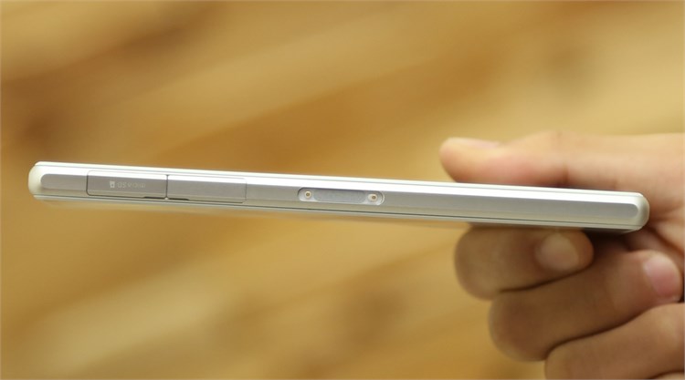 Điện thoại Sony Xperia Z1 C6902