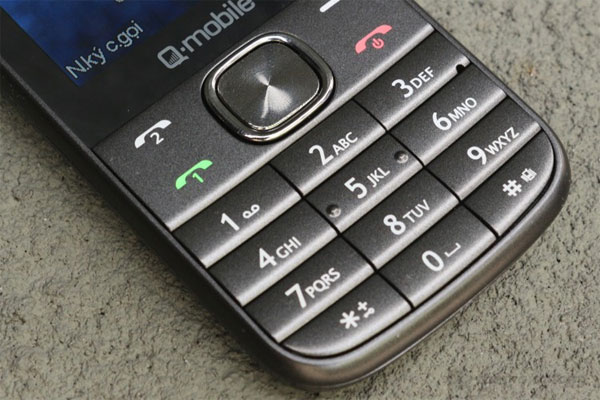 Q-mobile LIM 10 cũng hỗ trợ 2 sim Q-mobile LIM 10 cũng hỗ trợ 2 sim