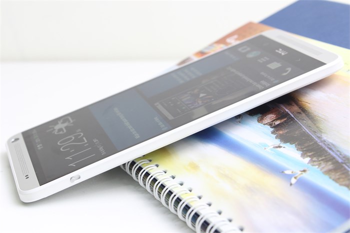 Điện thoại HTC One Max Màu Bạc