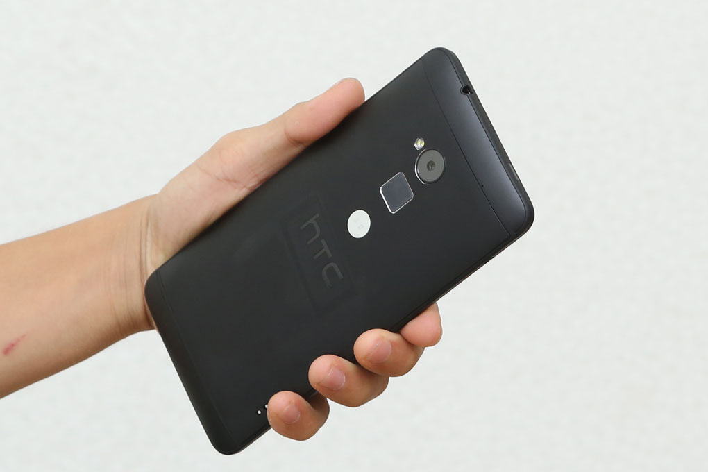 HTC One Max - 11