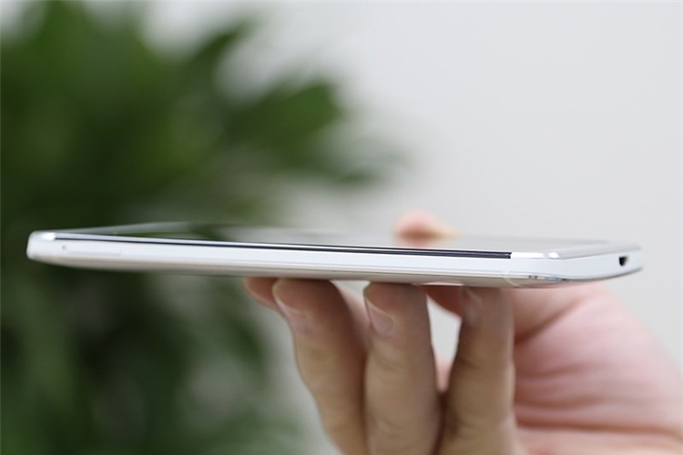 Điện thoại HTC One 16GB