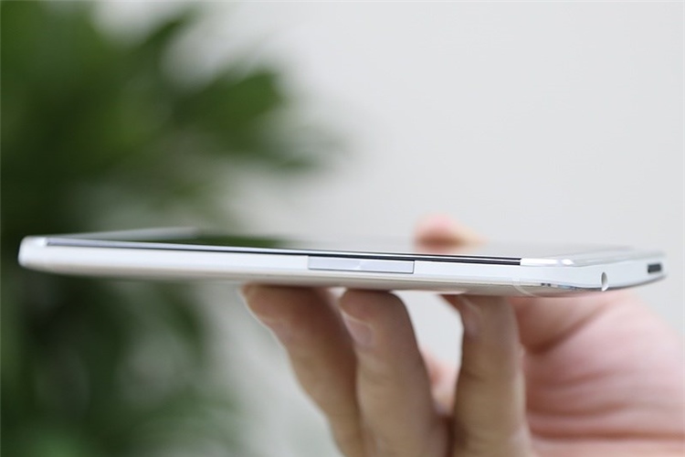 Điện thoại HTC One 16GB