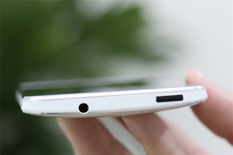 Điện thoại HTC One 16GB