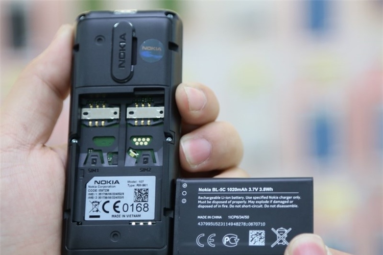 Điện thoại Nokia 107 Màu Đen