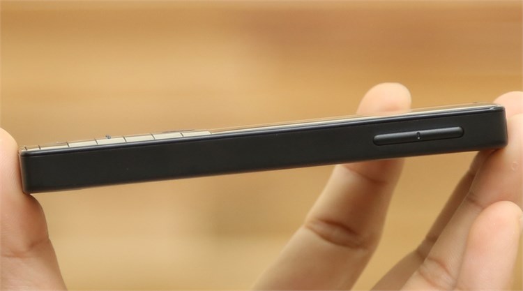 Điện thoại Nokia 515