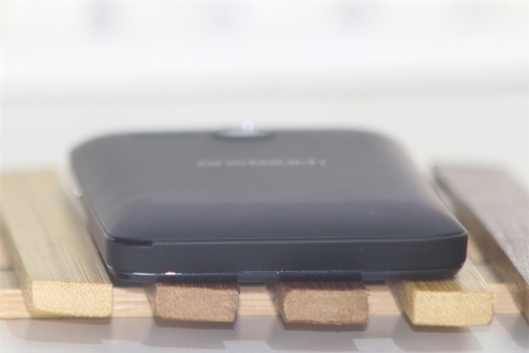 Điện thoại Alcatel One Touch Soleil 5021E Màu Đen