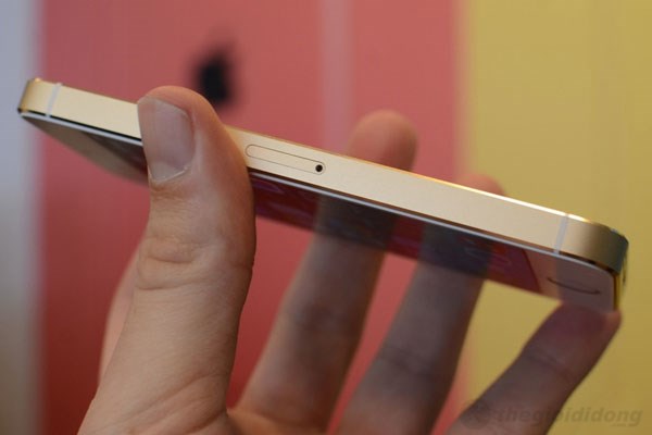 Thân máy của Iphone 5S chỉ mỏng 7.6mm