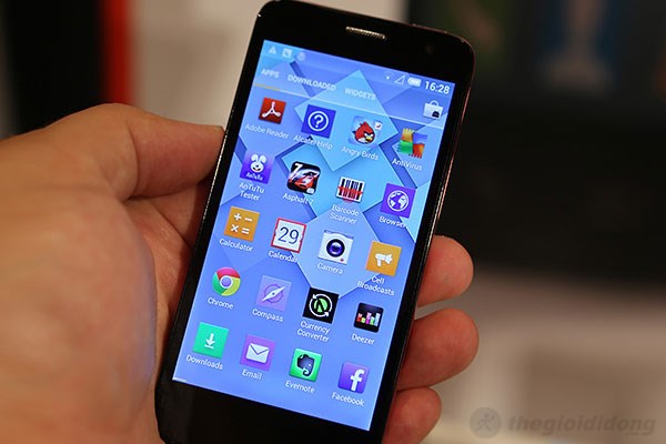 One Touch Idol Mini với màn hình 4.3 inch One Touch Idol Mini với màn hình 4.3 inch