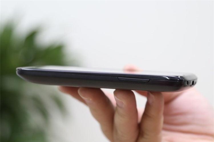 Điện thoại Lenovo A369i