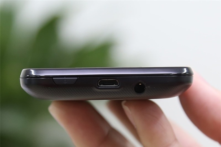 Điện thoại Lenovo A369i