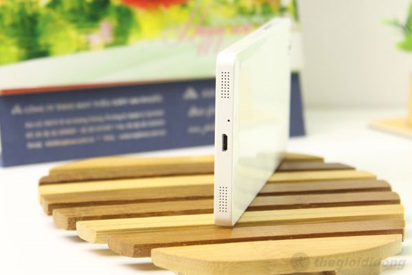 Âm thanh tốt hơn với 54 lỗ phát nhạc Âm nhạc trên Gionee Elife E6 với 54 lỗ giúp phát nhạc tốt hơn