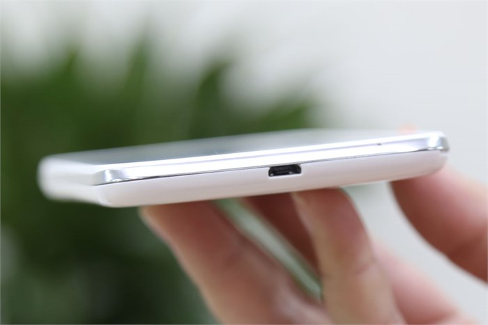 Điện thoại Lenovo A850 Màu Trắng