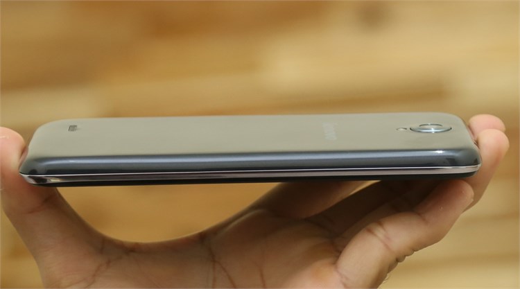 Điện thoại Lenovo A850 Màu Đen