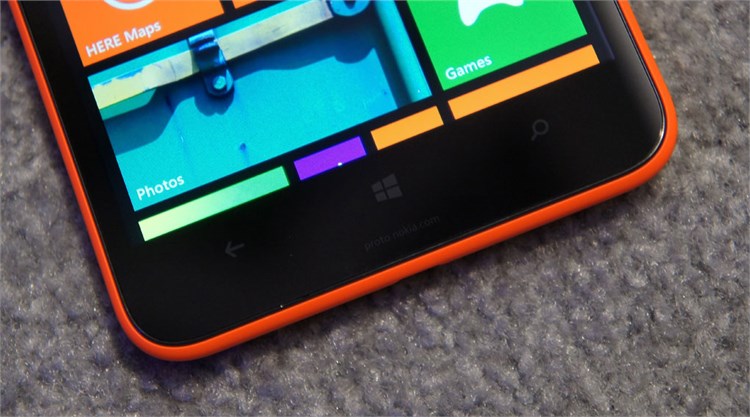 Điện thoại Nokia Lumia 1320