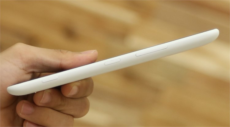 Điện thoại Nokia Lumia 1320