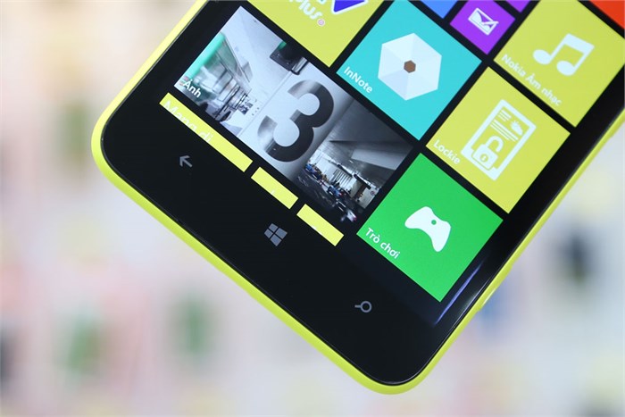 Điện thoại Nokia Lumia 1320