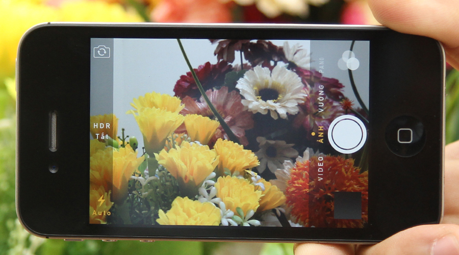 Camera 8 MP cho chất lượng ảnh tốt và sắc nét.