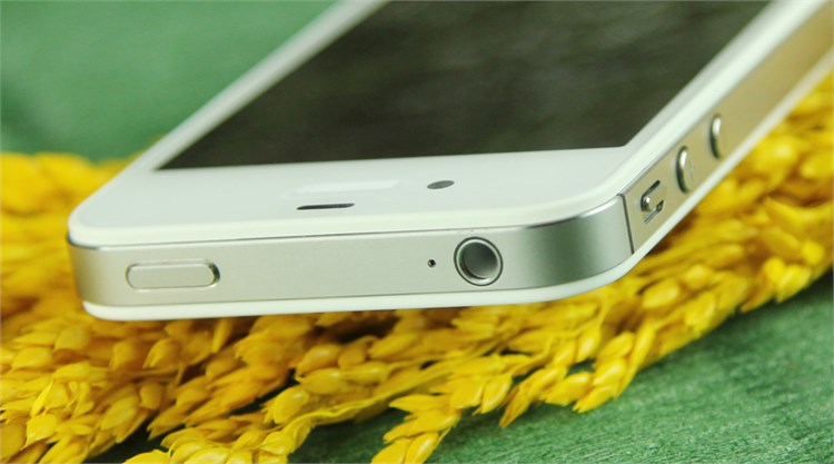 Điện thoại iPhone 4S 8GB