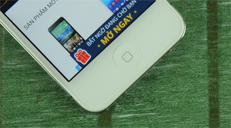 Điện thoại iPhone 4S 8GB