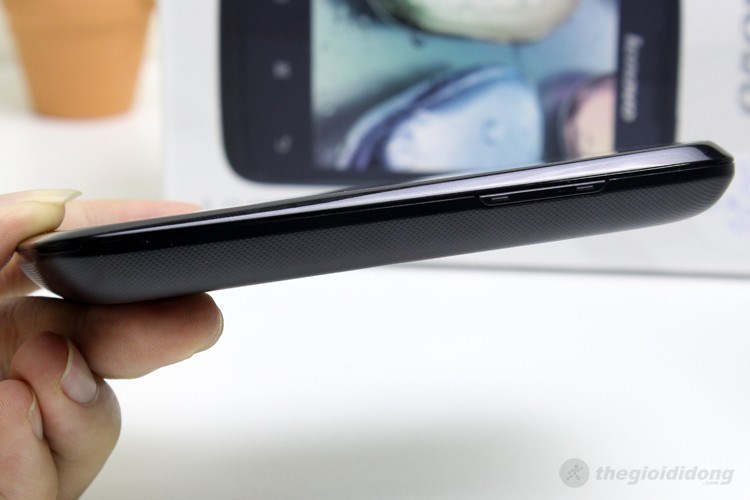 Điện thoại Lenovo A269i