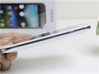 Điện thoại Mobiistar Touch Bean 452T