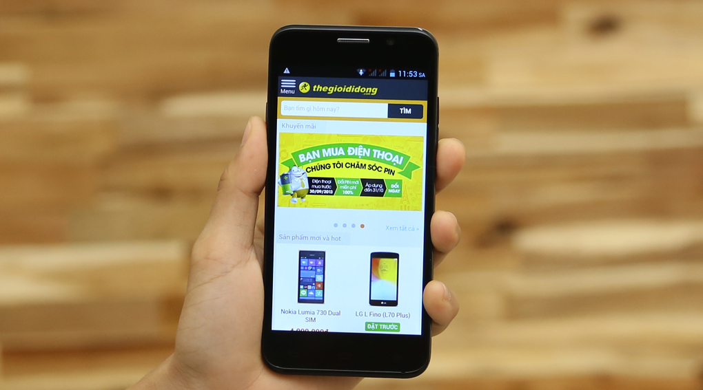 <p>Chip l&otilde;i k&eacute;p c&ugrave;ng kết nối WiFi, 3G hiện đại gi&uacute;p m&aacute;y lướt web, đăng tải video, Facebook, chơi game mượt m&agrave;</p>