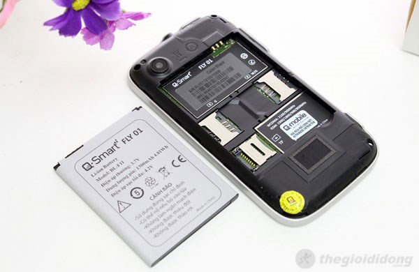 Q-Smart Fly 01 với 2 SIM tiện lợi và tiết kiệm chi phí