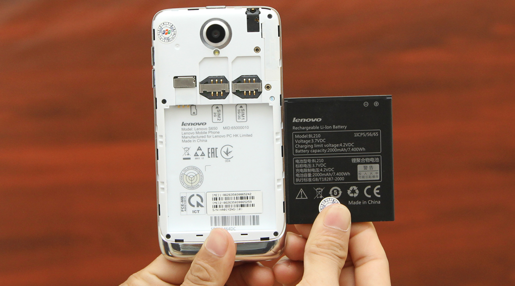 Điện thoại Lenovo S650