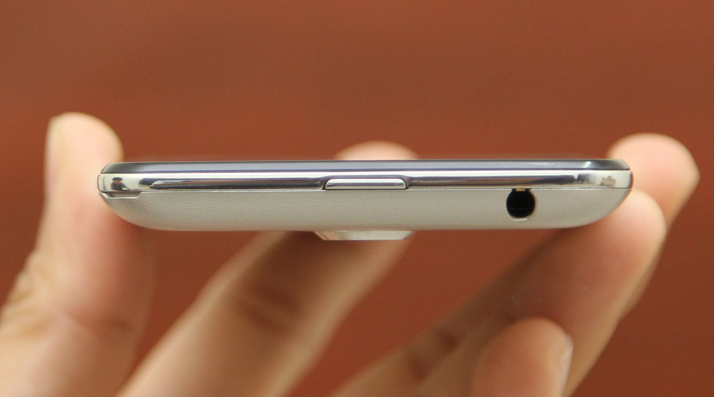Điện thoại Lenovo S650