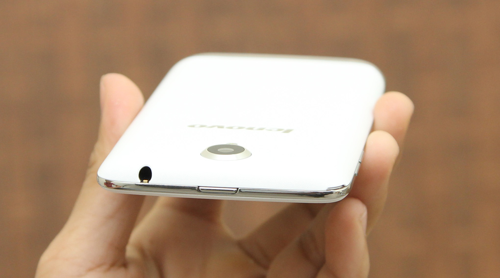 Điện thoại Lenovo S650