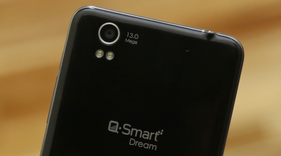 <p>Hỗ trợ camera đến 13 MP cho chất lượng ảnh chụp kh&aacute; tốt v&agrave; chia sẻ ngay với bạn b&egrave;</p>