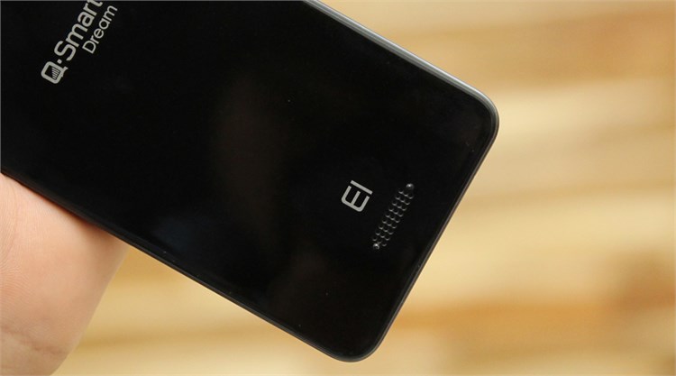 Điện thoại Q-Smart Dream EI